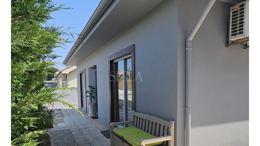 Moradia T2 para Venda em Canelas