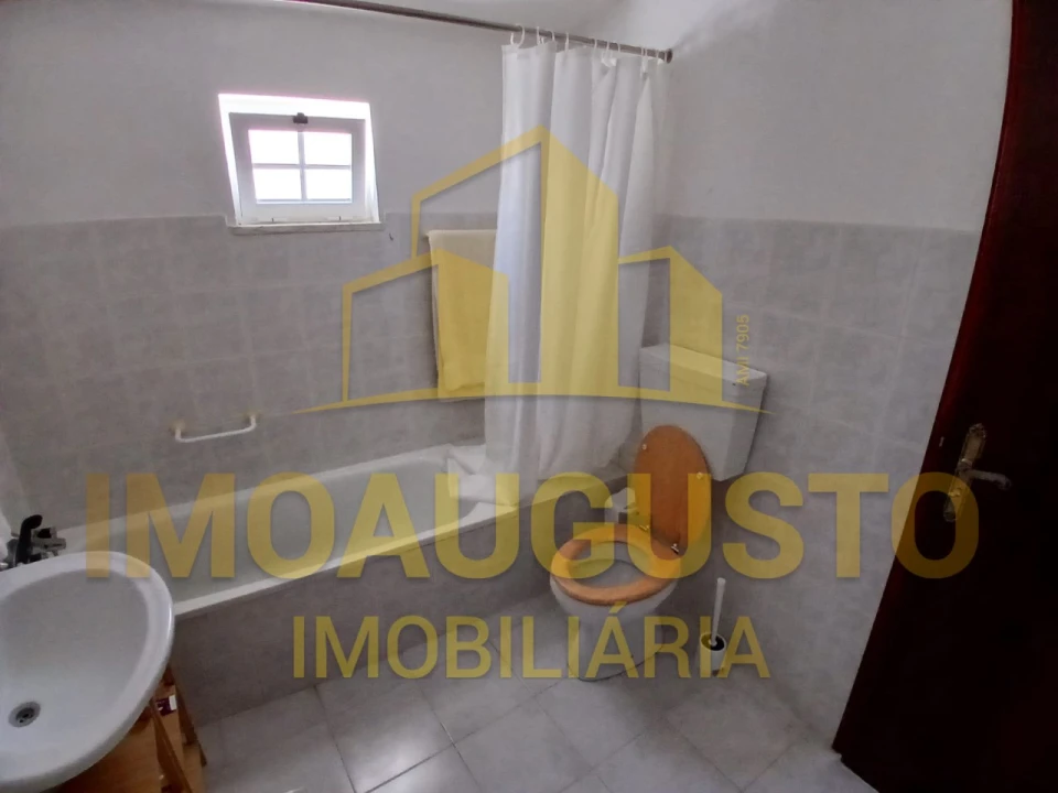 Moradia T2 para Venda em Santo Estêvão e Moita Foto 15