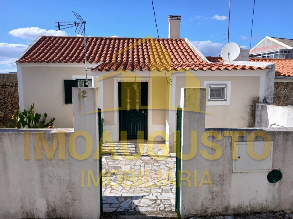 Moradia T2 para Venda em Santo Estêvão e Moita Foto 4