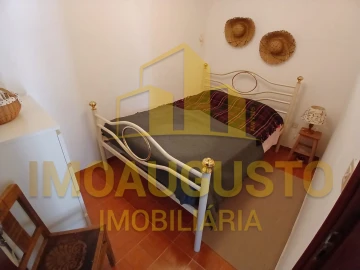 Moradia T2 para Venda em Santo Estêvão e Moita