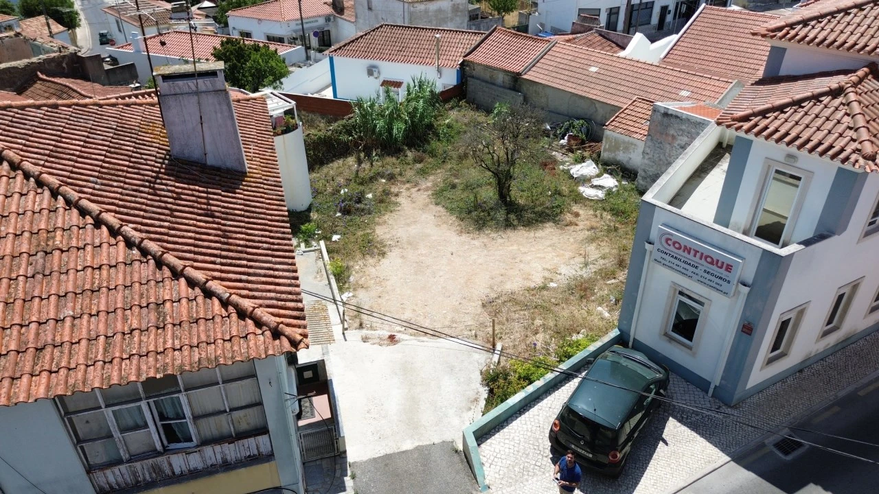 Terreno para Venda em Alcabideche Foto 4