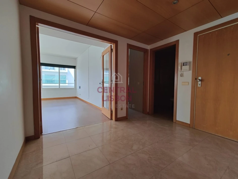 Apartamento T3 para Arrendamento em Parque das Nações Foto 25