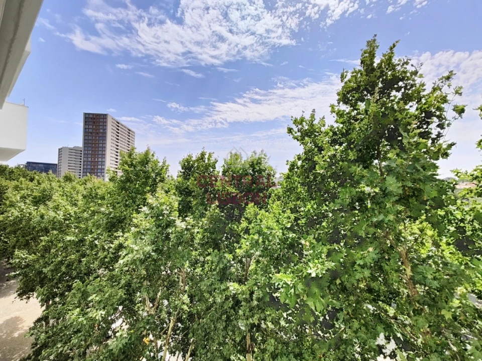 Apartamento T3 para Arrendamento em Parque das Nações Foto 24