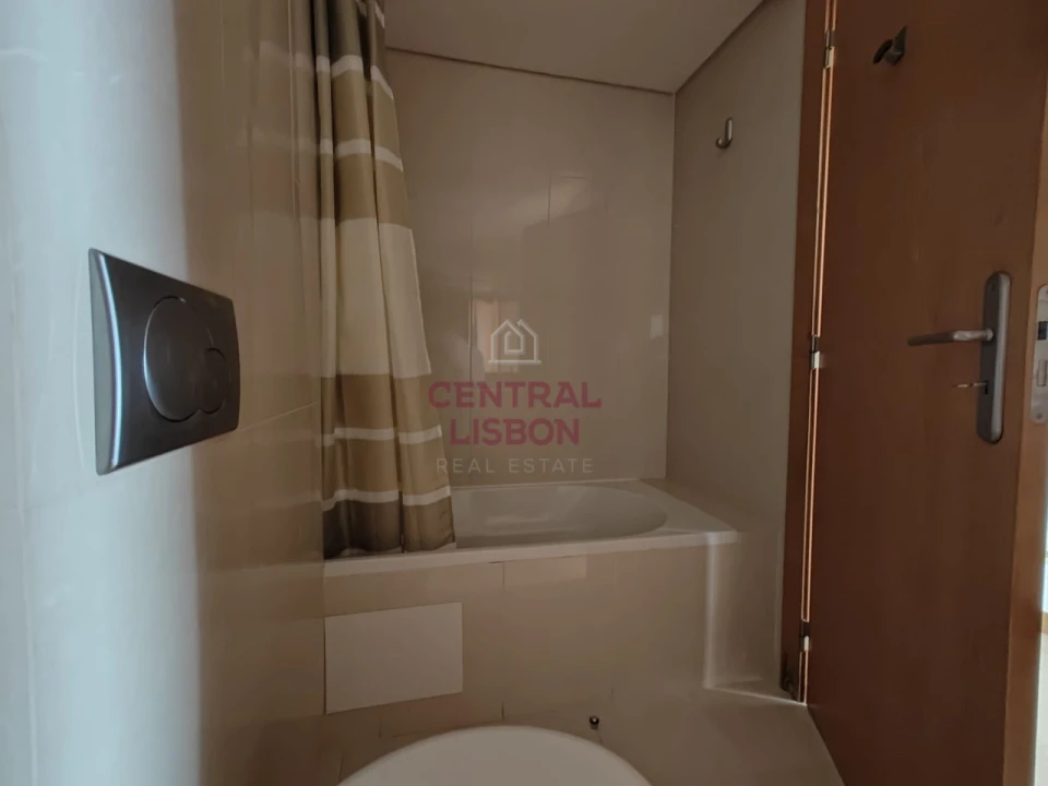Apartamento T3 para Arrendamento em Parque das Nações Foto 20