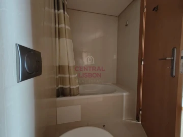 Apartamento T3 para Arrendamento em Parque das Nações