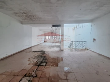 Prédio para Venda em Cartaxo e Vale da Pinta