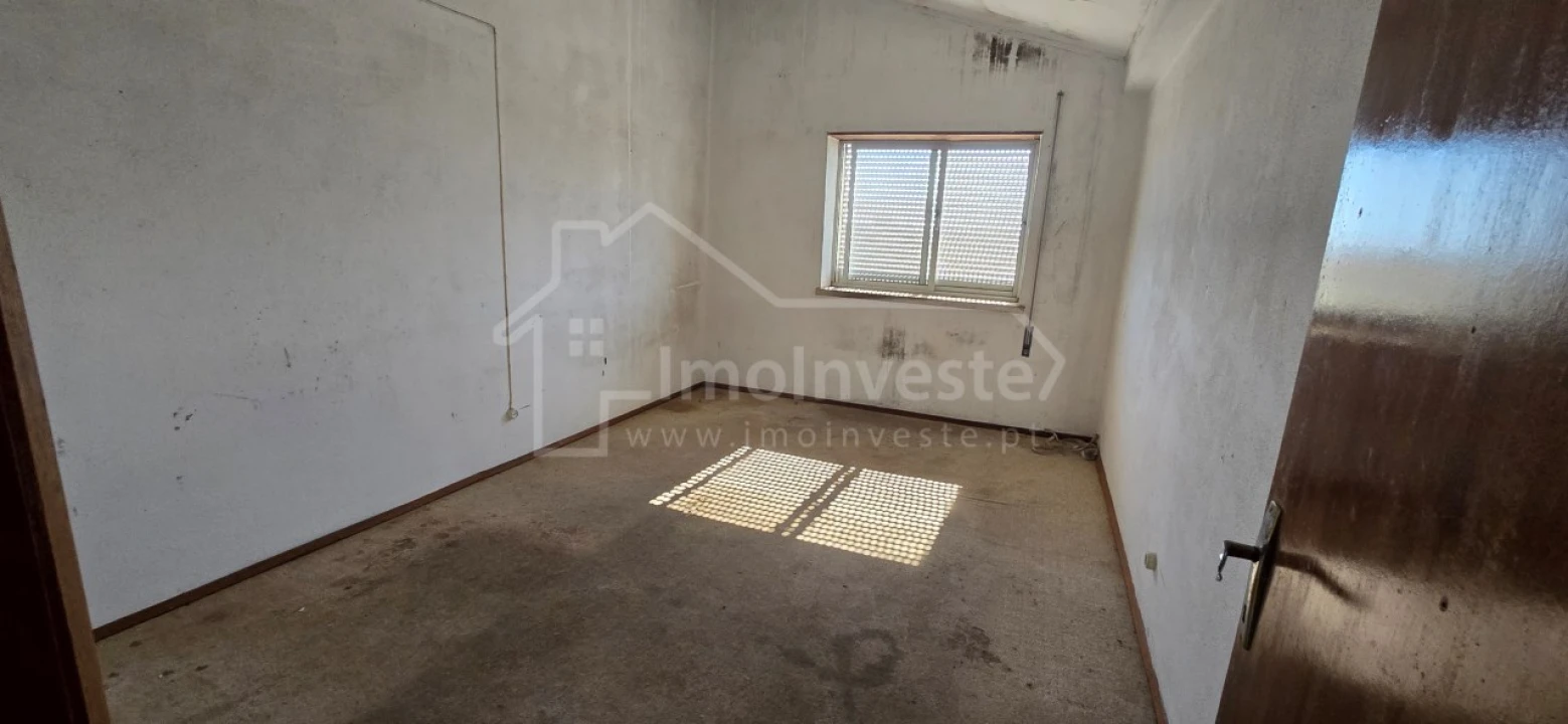 Apartamento T3 para Venda em Alcains Foto 11
