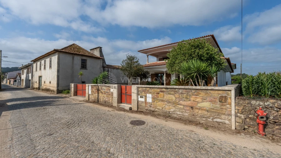 Moradia T6 para Venda em Bougado (São Martinho e Santiago)