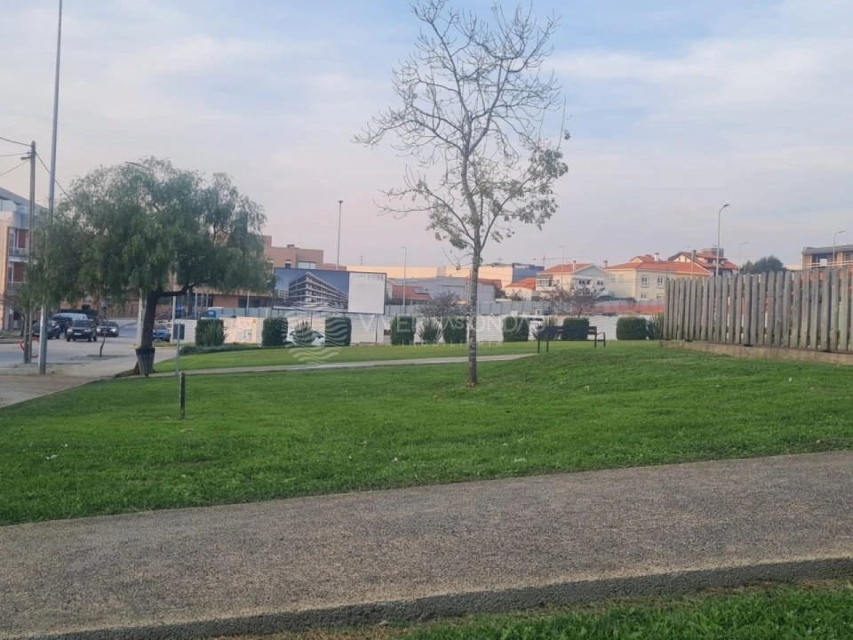 Apartamento T1 para Venda em Madalena Foto 8