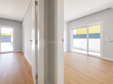 Moradia T3 para Venda em Fernao Ferro