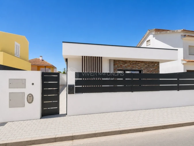 Moradia T3 para Venda em Fernao Ferro Foto 33