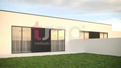 Moradia T1 para Venda em Barcelinhos