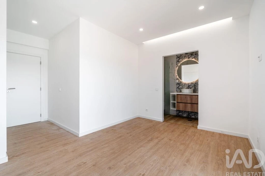 Apartamento T3 para Venda em Lagos (São Sebastião e Santa Maria) Foto 17
