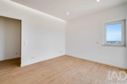 Apartamento T3 para Venda em Lagos (São Sebastião e Santa Maria)