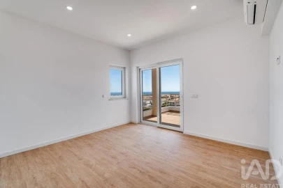 Apartamento T3 para Venda em Lagos (São Sebastião e Santa Maria)