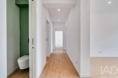 Apartamento T3 para Venda em Lagos (São Sebastião e Santa Maria)