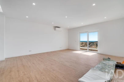 Apartamento T3 para Venda em Lagos (São Sebastião e Santa Maria)