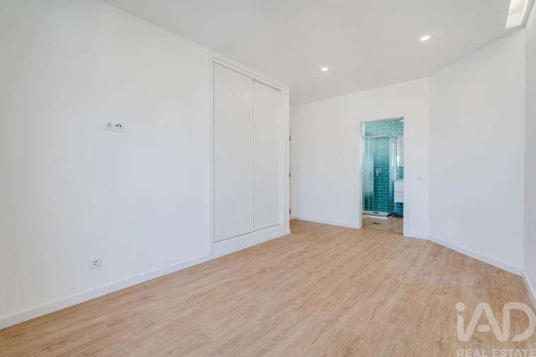Apartamento T3 para Venda em Lagos (São Sebastião e Santa Maria) Foto 30