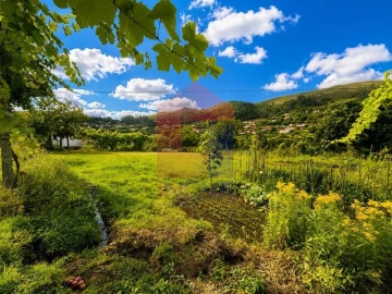 Terreno para Venda em Aboim da Nóbrega e Gondomar