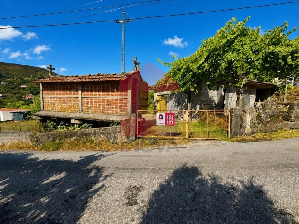 Terreno para Venda em Aboim da Nóbrega e Gondomar Foto 1