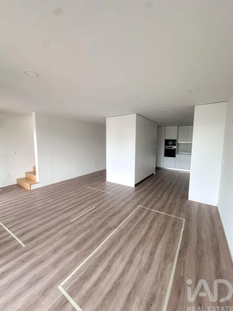 Apartamento T2 para Arrendamento em Arca e Ponte de Lima