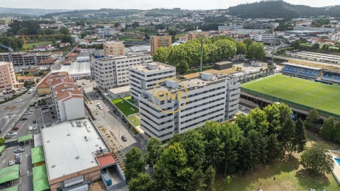 Negócio para Venda em Vila Nova de Famalicão e Calendário