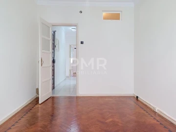 Apartamento T1 para Arrendamento em Avenidas Novas
