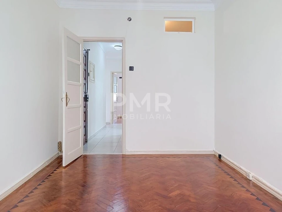 Apartamento T1 para Arrendamento em Avenidas Novas Foto 6