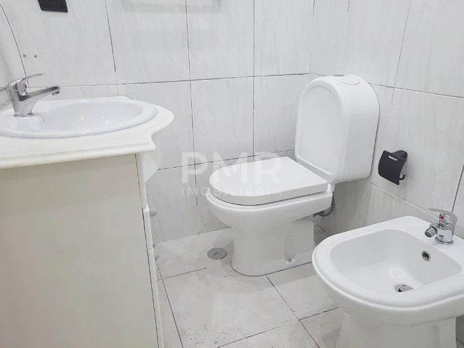 Apartamento T1 para Arrendamento em Avenidas Novas Foto 3