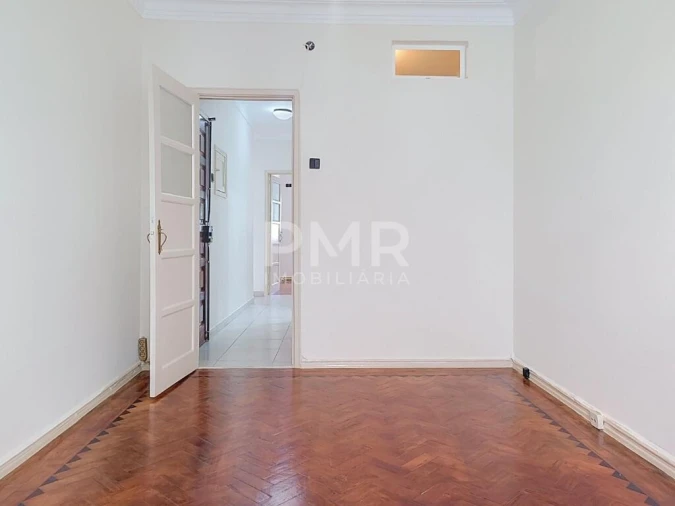Apartamento T1 para Arrendamento em Avenidas Novas Foto 6