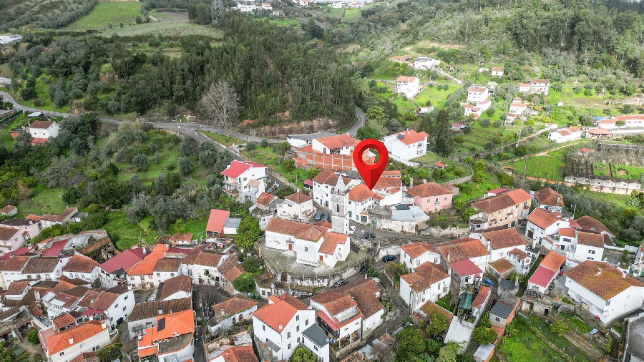 Moradia T4 para Venda em Eiras e São Paulo de Frades Foto 25