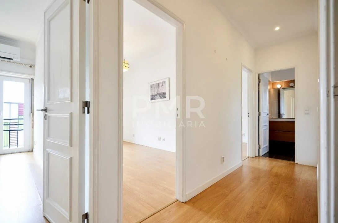 Apartamento T3 para Arrendamento em Lumiar Foto 10