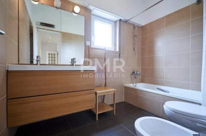 Apartamento T3 para Arrendamento em Lumiar