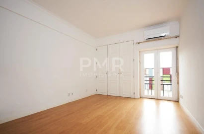 Apartamento T3 para Arrendamento em Lumiar
