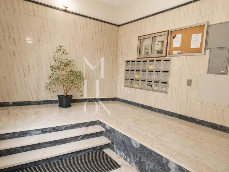 Apartamento T3 para Venda em Algueirão-Mem Martins Foto 32