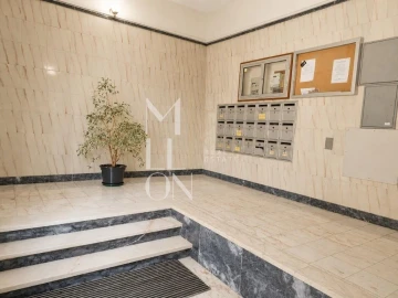 Apartamento T3 para Venda em Algueirão-Mem Martins