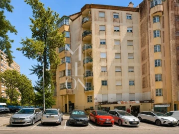 Apartamento T3 para Venda em Algueirão-Mem Martins