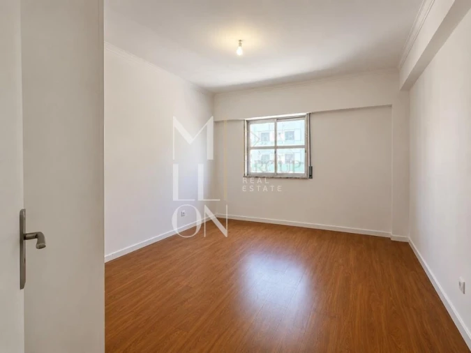 Apartamento T3 para Venda em Algueirão-Mem Martins Foto 19