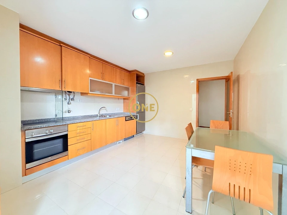 Apartamento T2 para Venda em Arvore Foto 5