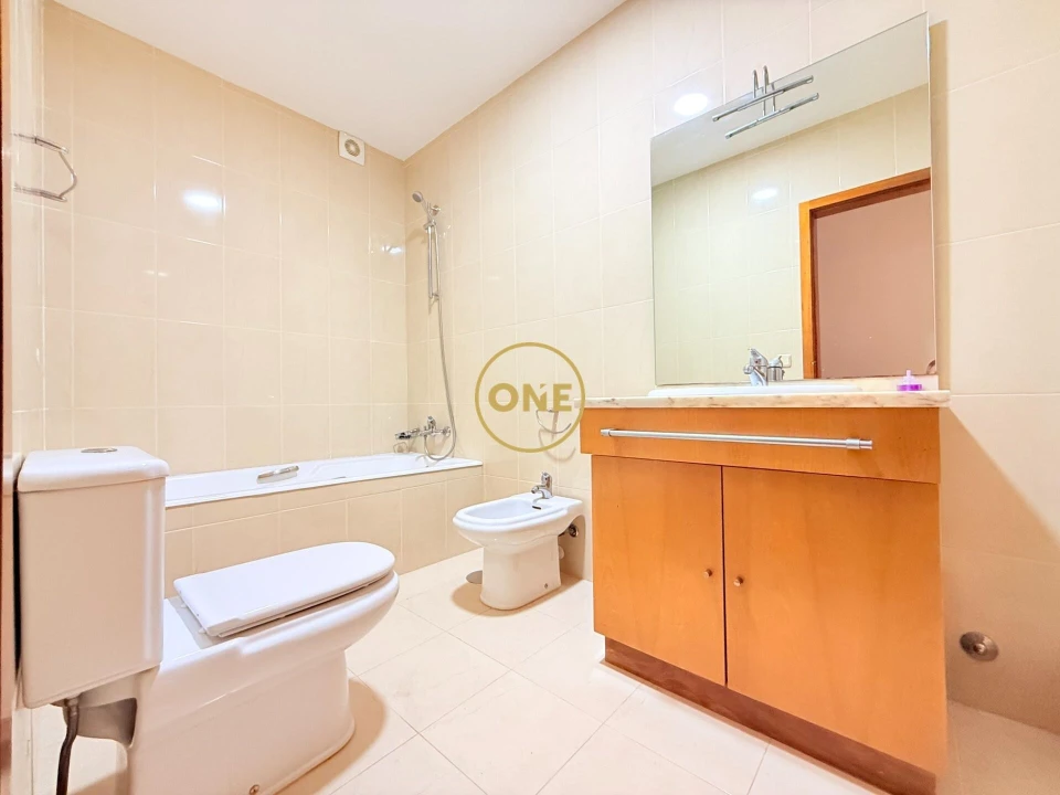 Apartamento T2 para Venda em Arvore Foto 10
