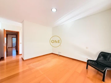 Apartamento T2 para Venda em Arvore