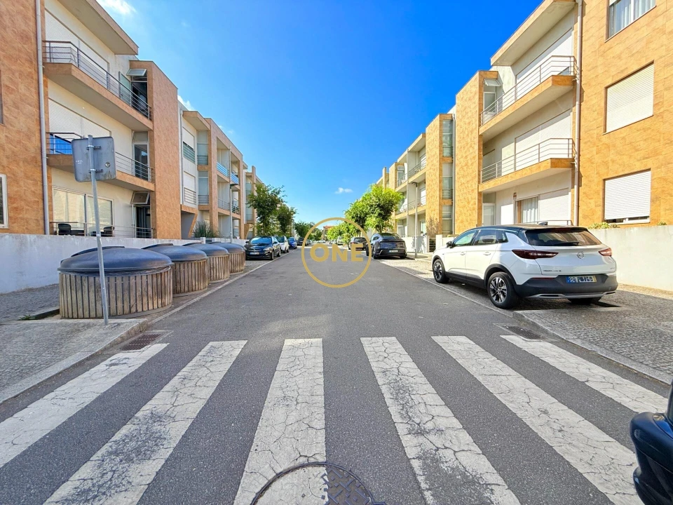 Apartamento T2 para Venda em Arvore Foto 3
