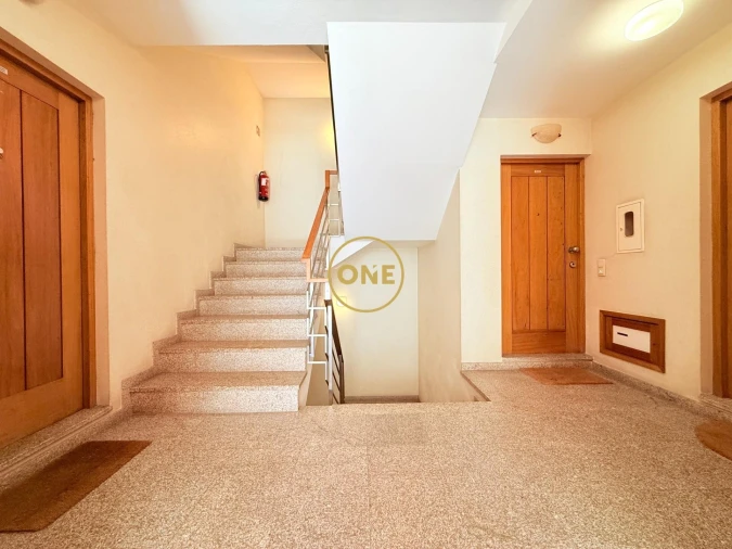 Apartamento T2 para Venda em Arvore Foto 23