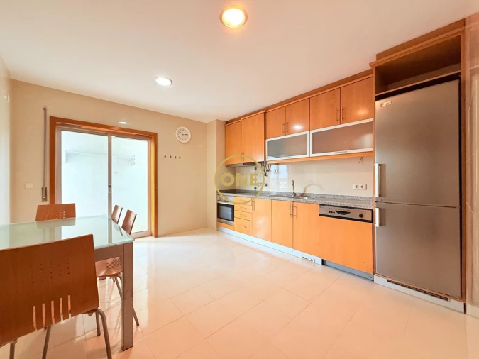 Apartamento T2 para Venda em Arvore Foto 4