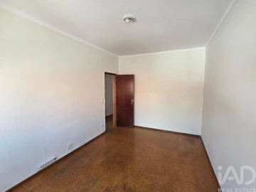 Apartamento T2 para Venda em Nossa Senhora do Pópulo, Coto e São Gregório