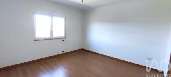 Moradia T3 para Venda em Mões
