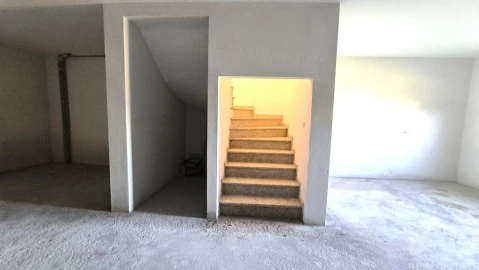 Moradia T3 para Venda em Mões