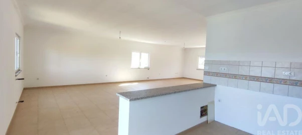 Moradia T3 para Venda em Mões