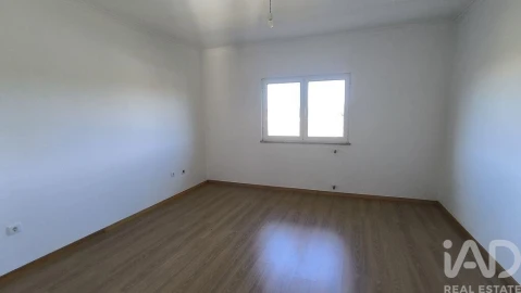 Moradia T3 para Venda em Mões