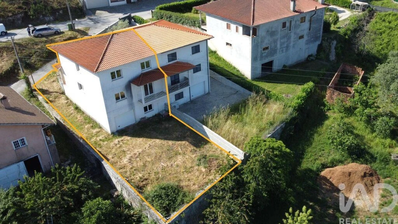 Moradia T3 para Venda em Mões Foto 2